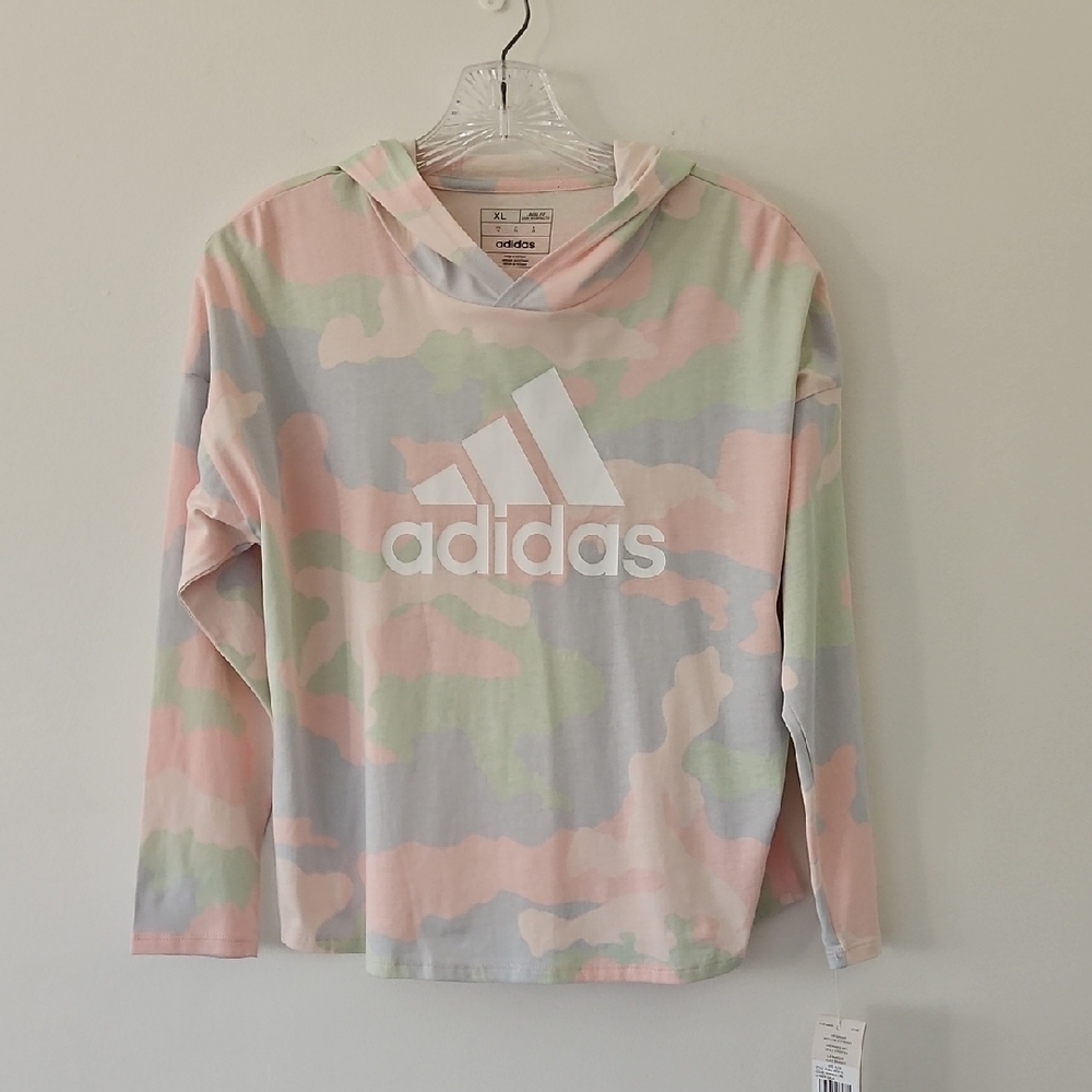 NWT‎ Adidas Pink Camo Cropped Hoodie Lightweight